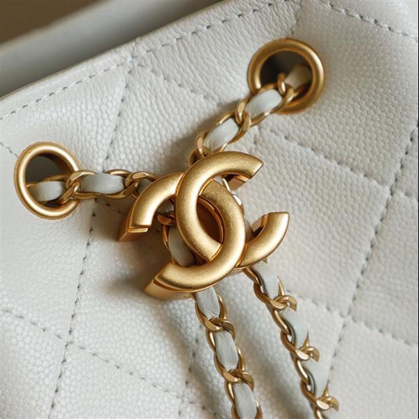 2026127213721752 900